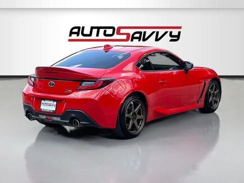 Used 2022 Toyota GR86 Premium RWD image 7