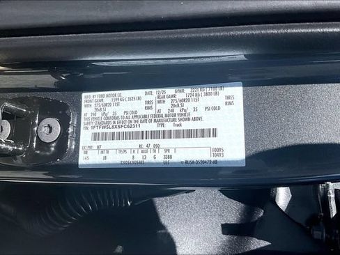 Used 2025 Ford F150 Lariat w/ Equipment Group 502A High AWD/4WD image 31
