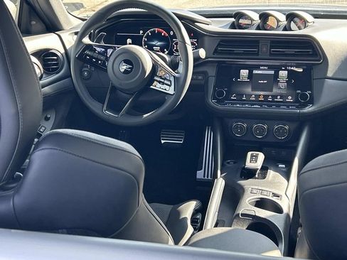 New 2025 Nissan Z Performance w/ Floor Mat Package RWD image 21