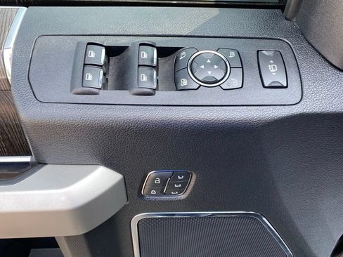 Used 2020 Ford F250 Lariat AWD/4WD image 16
