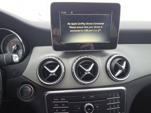 Used 2017 Mercedes-Benz GLA 250 GLA 250 image 24