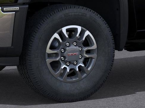 New 2026 GMC Sierra 3500 SLT AWD/4WD image 9