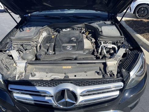 Used 2017 Mercedes-Benz GLC 300 4MATIC image 36