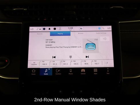 Used 2024 Jeep Grand Cherokee Limited w/ Luxury Tech Group II RWD image 27