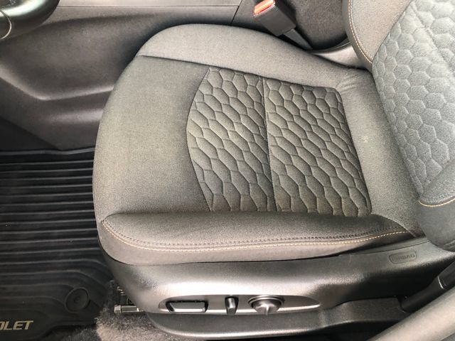 Used 2020 Chevrolet Equinox LT w/ Driver Convenience Package FWD image 22