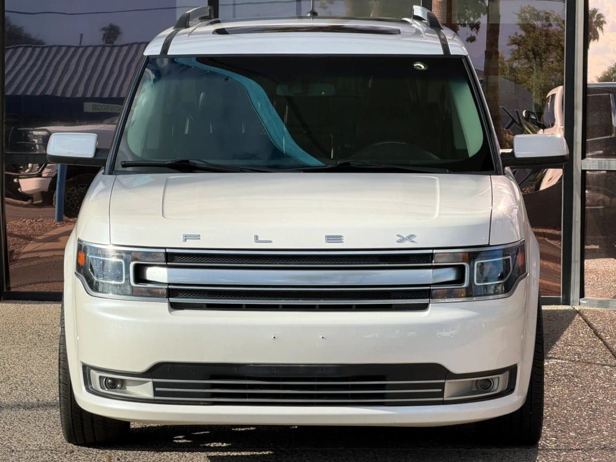 Used 2018 Ford Flex Limited w/ Equipment Group 303A AWD/4WD image 23