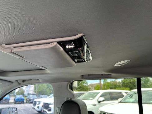 Used 2019 GMC Yukon XL Denali w/ Denali Ultimate Package AWD/4WD image 12