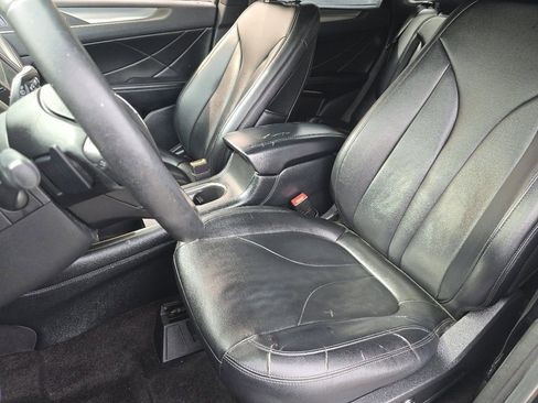 Used 2018 Lincoln MKC Premiere image 22