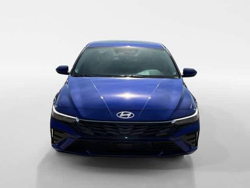 New 2026 Hyundai Elantra Limited image 8