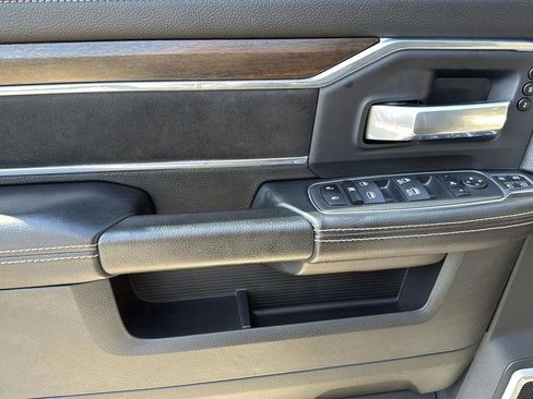 Used 2023 RAM 2500 Laramie image 12