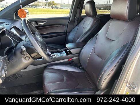 Used 2020 Ford Edge Titanium w/ Equipment Group 301A image 24