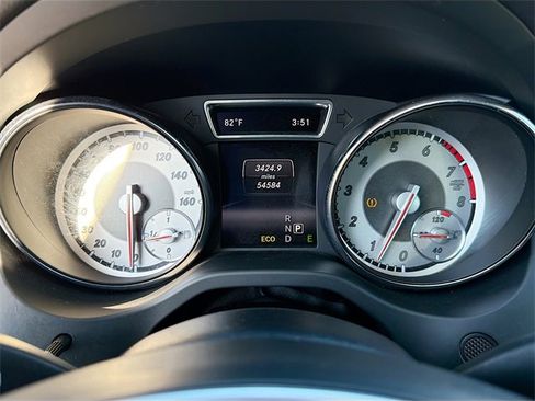 Used 2014 Mercedes-Benz CLA 250 4MATIC image 35