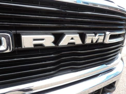 Used 2019 RAM 2500 Big Horn image 11