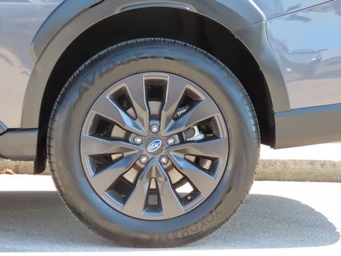 Used 2025 Subaru Outback Onyx Edition AWD/4WD image 15