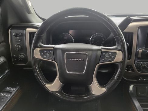Used 2017 GMC Sierra 2500 Denali image 6