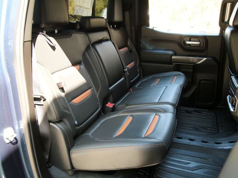 Used 2019 GMC Sierra 1500 AT4 w/ AT4 Premium Package AWD/4WD image 45
