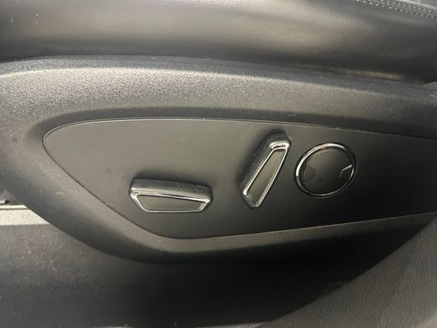 Used 2016 Lincoln MKX Select w/ Select Plus Package FWD image 13