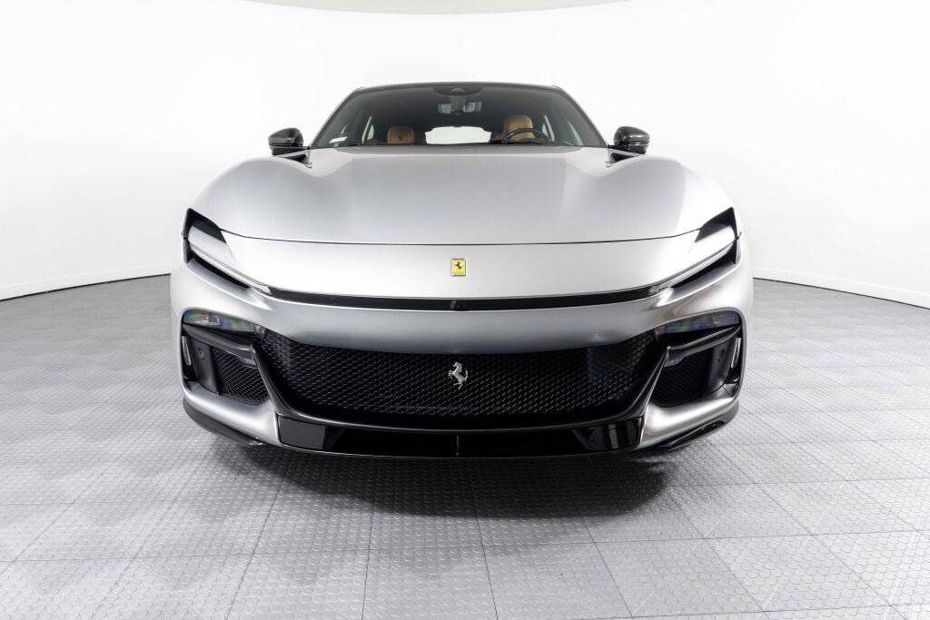 Used 2025 Ferrari Purosangue AWD/4WD image 16