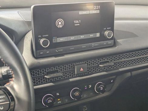 Certified 2025 Honda HR-V Sport image 13