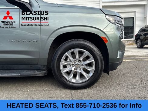 Used 2023 Chevrolet Suburban Premier image 8
