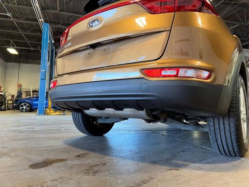 Used 2017 Kia Sportage LX FWD image 15