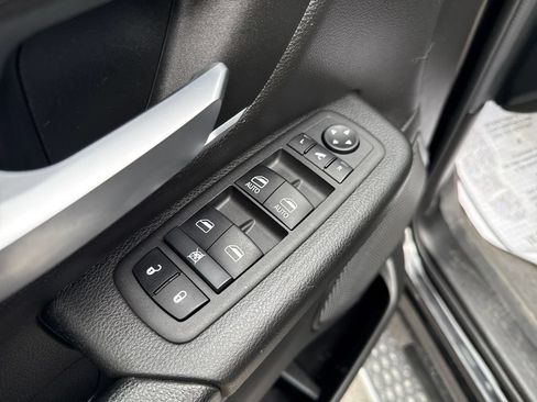 Used 2024 RAM 1500 Big Horn AWD/4WD image 24
