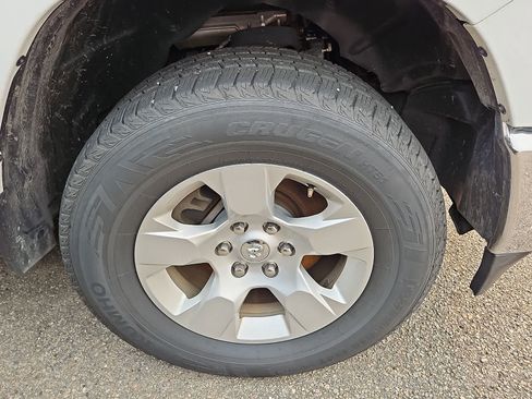 Used 2021 RAM 1500 Big Horn AWD/4WD image 6