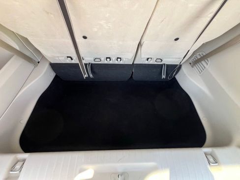 Used 2021 Chrysler Pacifica Touring-L w/ Premium & Safety Sphere Group AWD/4WD image 21