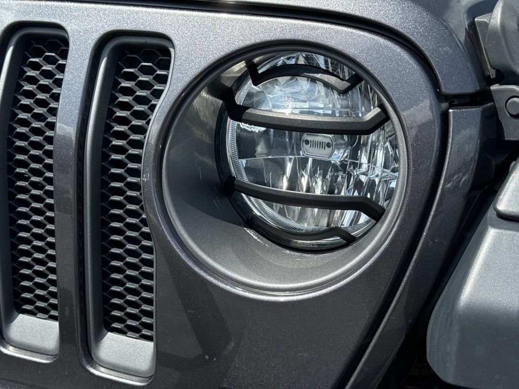 Used 2020 Jeep Wrangler Unlimited Rubicon AWD/4WD image 9