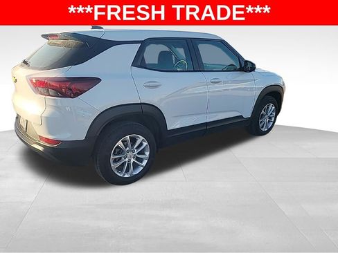 Used 2024 Chevrolet TrailBlazer LS image 4