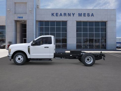 New 2025 Ford F350 XL w/ XL Chrome Package RWD image 3