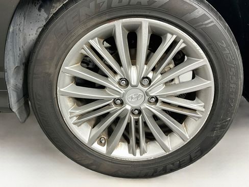 Used 2019 Hyundai Kona SEL FWD image 11