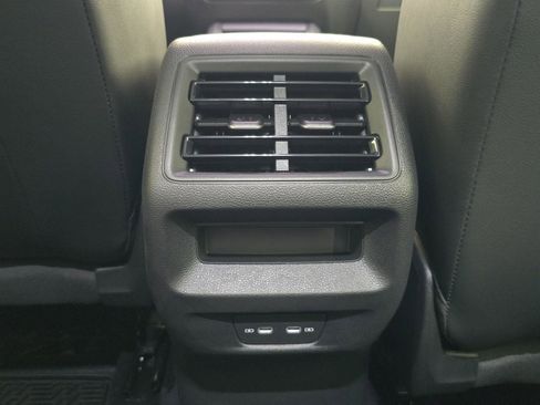 New 2026 Volkswagen Tiguan SE AWD/4WD image 6
