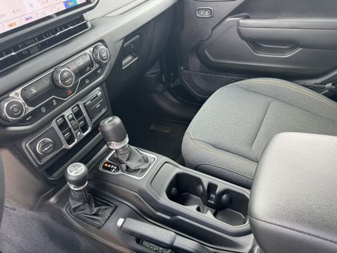 Certified 2025 Jeep Wrangler Unlimited Sport AWD/4WD image 30