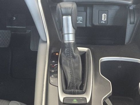 Used 2018 Honda Accord LX image 12
