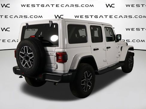 Used 2024 Jeep Wrangler Unlimited Sahara AWD/4WD image 44