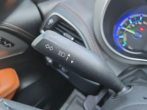 Used 2024 Chrysler Pacifica Pinnacle image 48