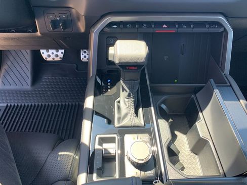New 2026 Toyota Tundra Limited AWD/4WD image 24