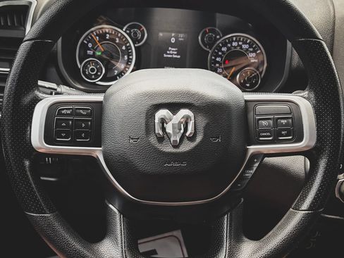 Used 2019 RAM 2500 Big Horn AWD/4WD image 11