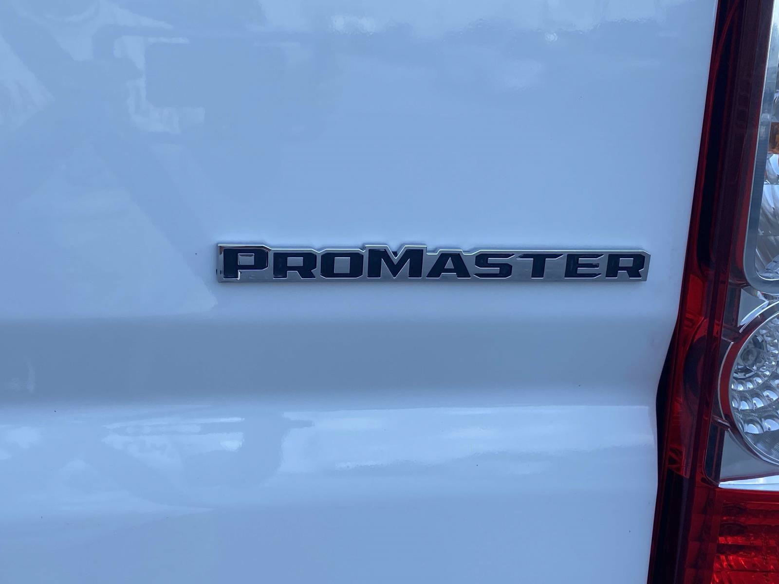 Used 2025 RAM ProMaster 2500 w/ Convenience Group FWD image 5