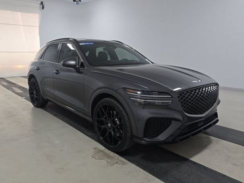 Used 2022 Genesis GV70 3.5T Sport w/ Sport Prestige Package AWD/4WD image 4