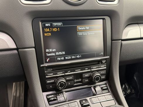 Certified 2016 Porsche Cayman GT4 RWD image 19