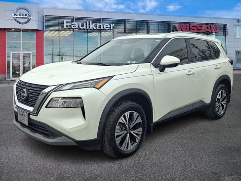 Certified 2023 Nissan Rogue SV w/ SV Premium Package image 3