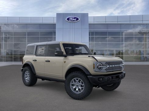 New 2025 Ford Bronco Badlands AWD/4WD image 7