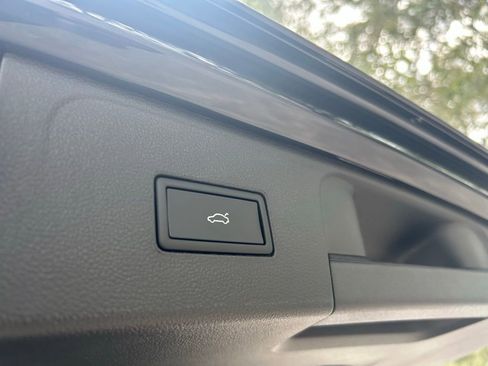 New 2026 Volkswagen Atlas SE FWD image 42