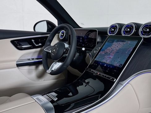 New 2026 Mercedes-Benz GLC 300 4MATIC image 15
