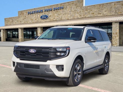 New 2027 Ford Expedition Active RWD image 2
