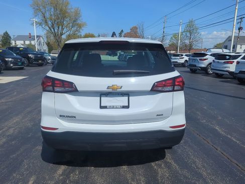 Certified 2024 Chevrolet Equinox LS AWD/4WD image 8