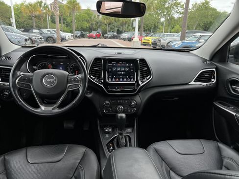 Used 2020 Jeep Cherokee Limited AWD/4WD image 27