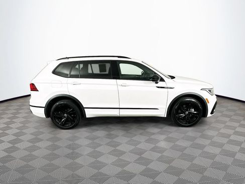 Used 2023 Volkswagen Tiguan SE R-Line AWD/4WD image 10